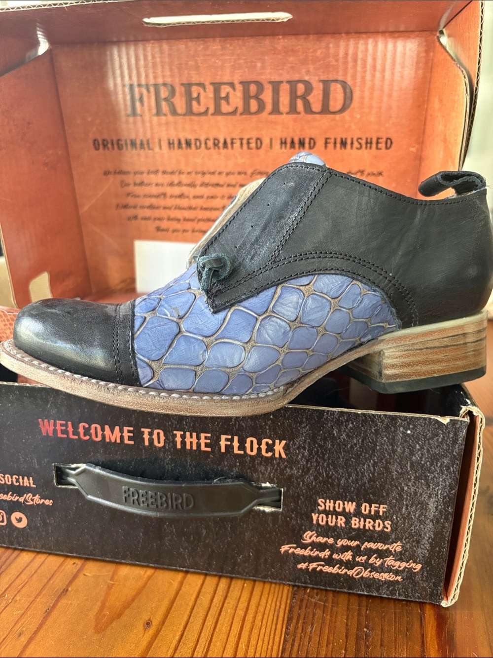 Freebird by Steven Mabel Black and Blue Leather loafer